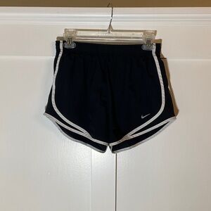 Nike Women's Dri-FIT Mid-Rise Brief-Lined Running Shorts